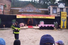 rekord2010v77